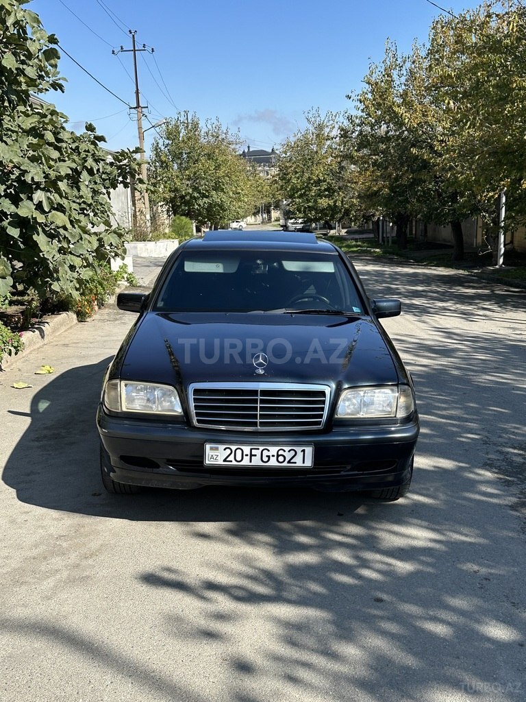 Mercedes C 180