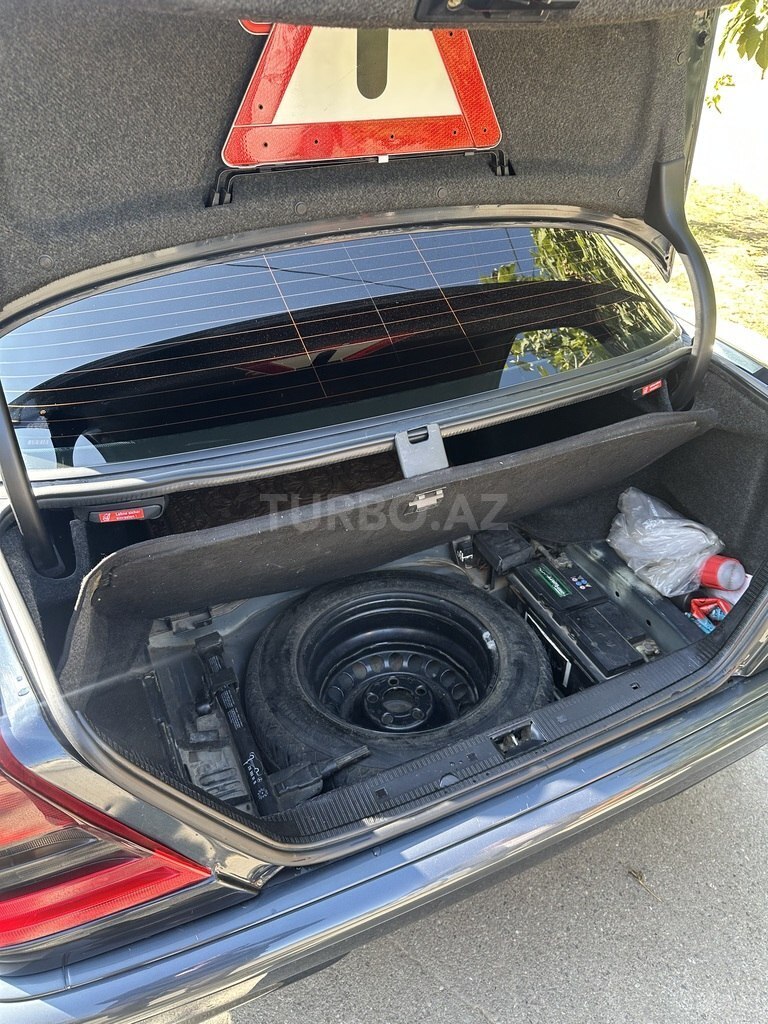 Mercedes C 180