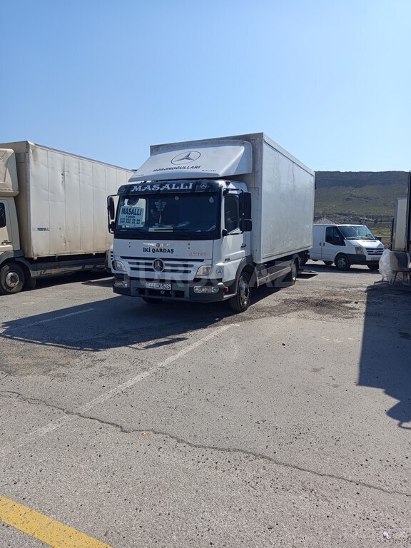 Mercedes Atego 815
