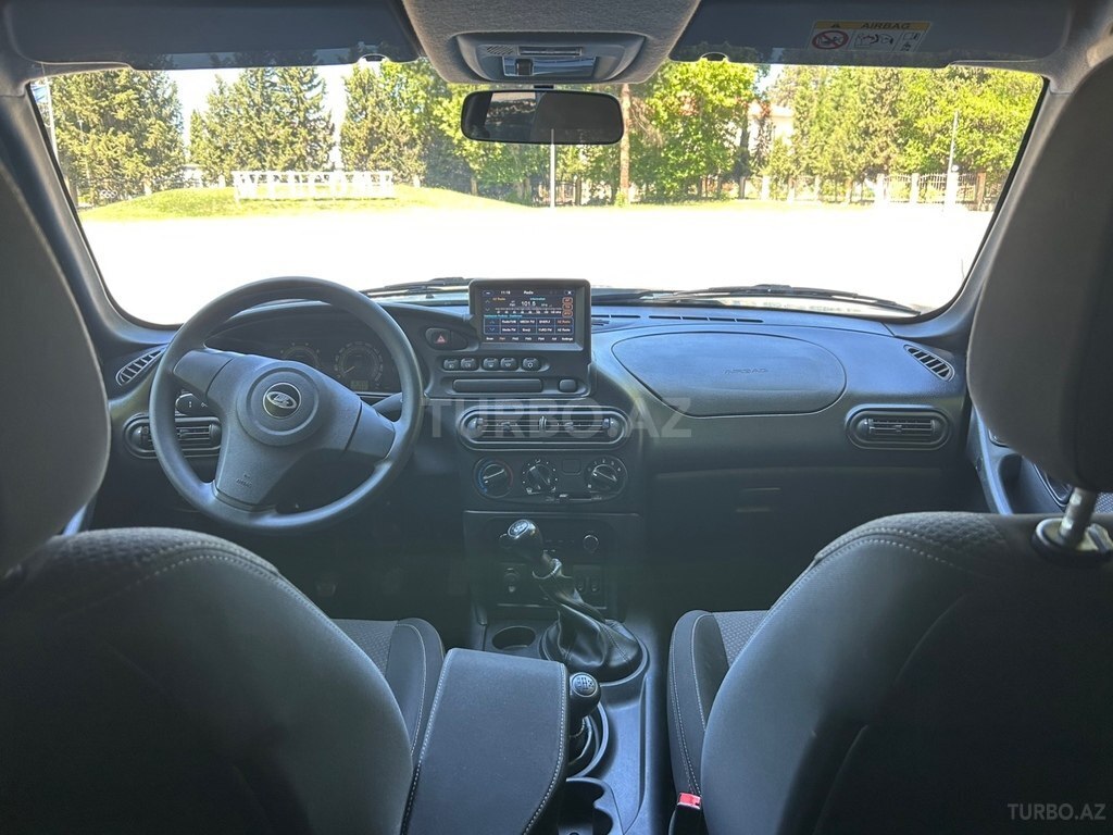 LADA (VAZ) Niva Travel