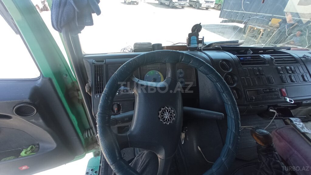 Mercedes Atego 1823
