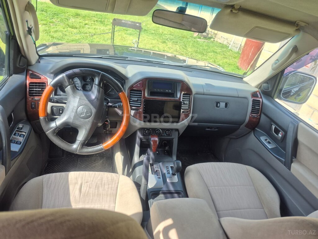 Mitsubishi Pajero