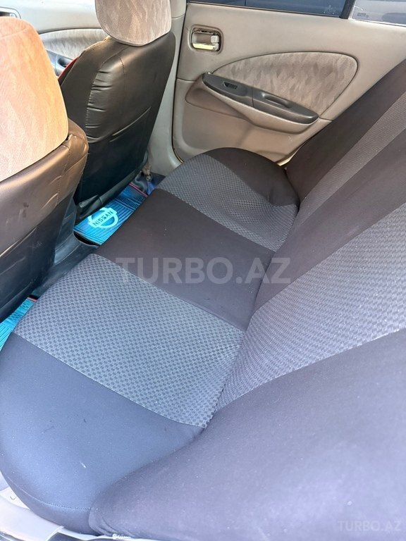 Nissan Sunny