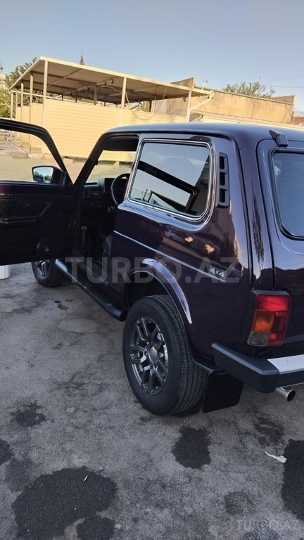 LADA (VAZ) Niva