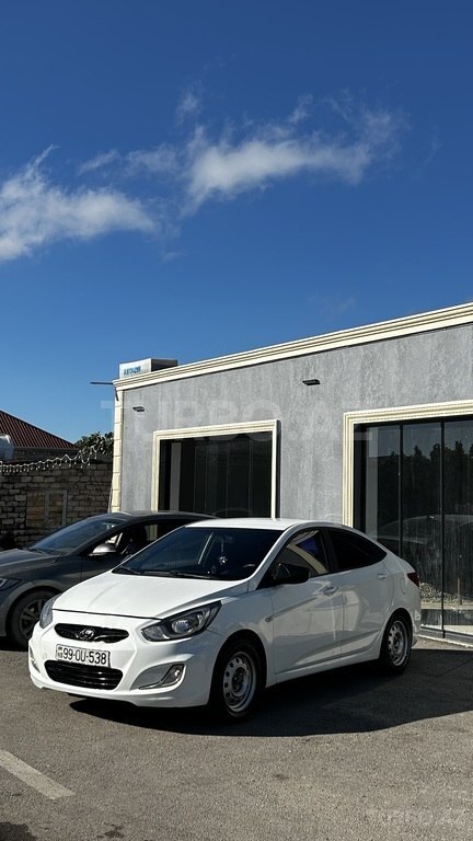 Hyundai Accent