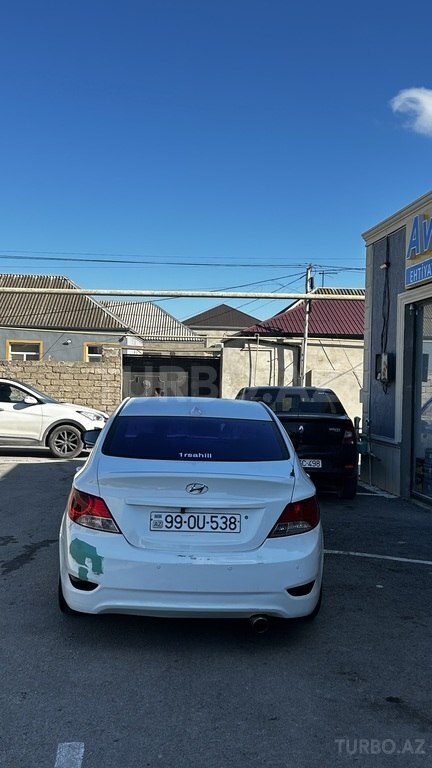 Hyundai Accent