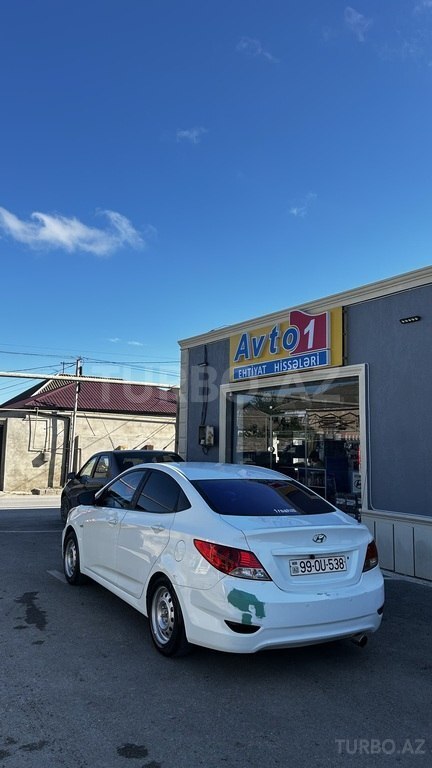 Hyundai Accent