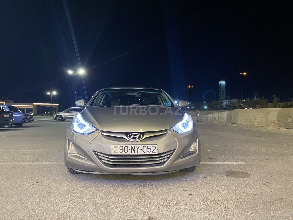 Hyundai Elantra