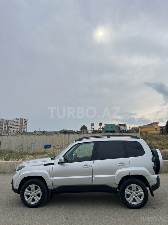 LADA (VAZ) Niva Travel