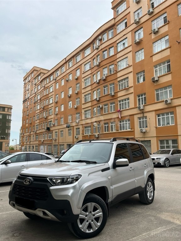 LADA (VAZ) Niva Travel