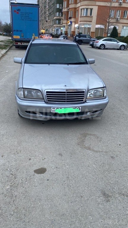 Mercedes C 220