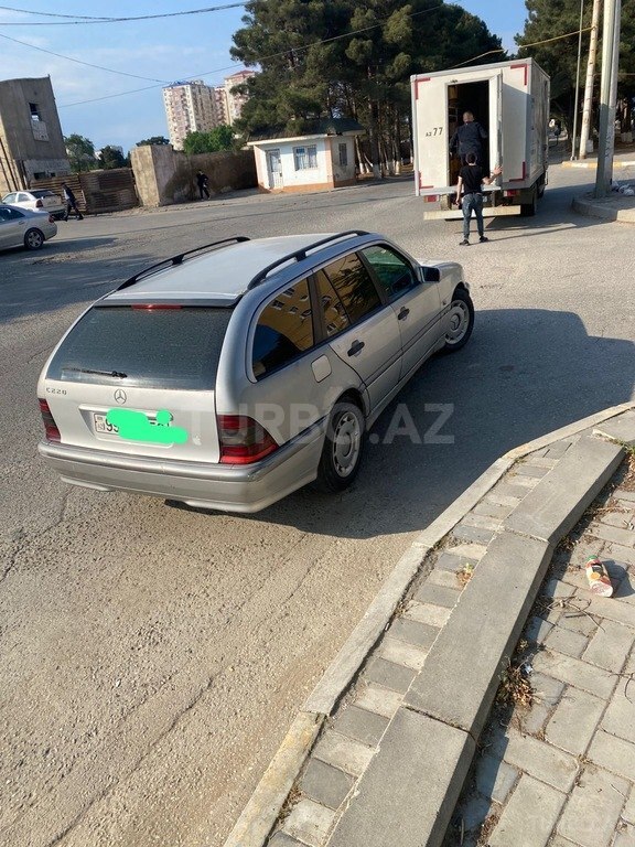 Mercedes C 220
