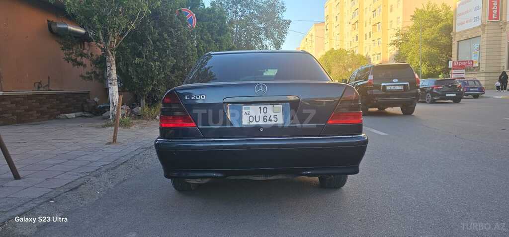 Mercedes C 200