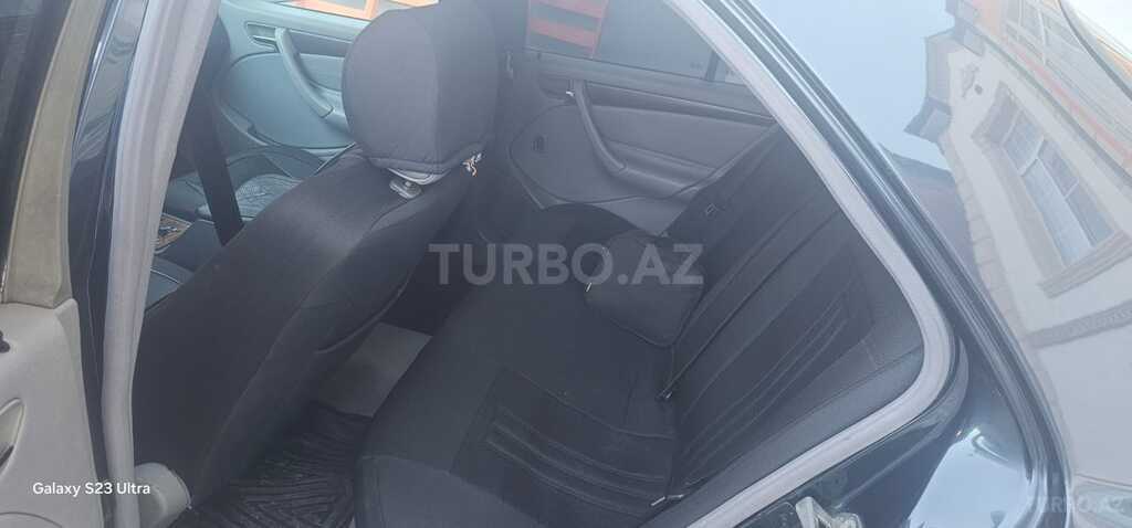 Mercedes C 200
