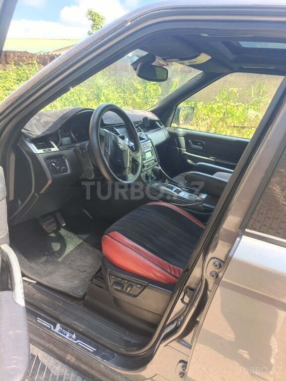 Land Rover RR Sport