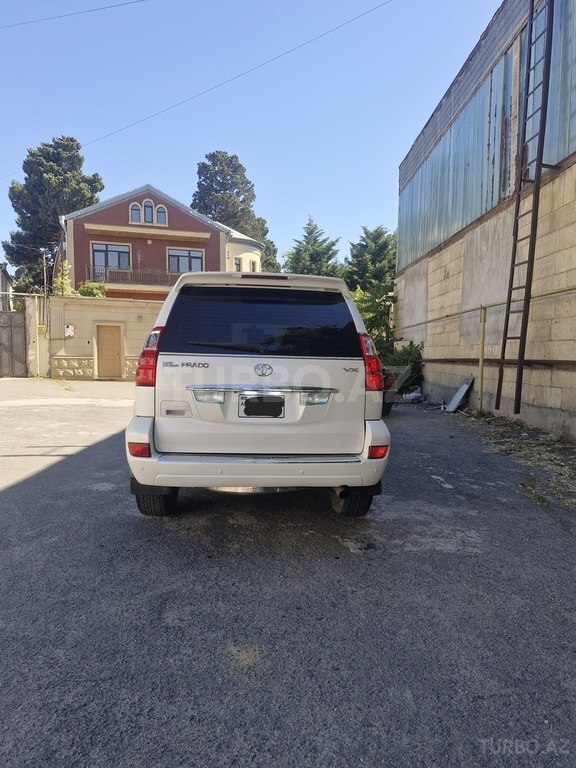 Toyota Land Cruiser Prado