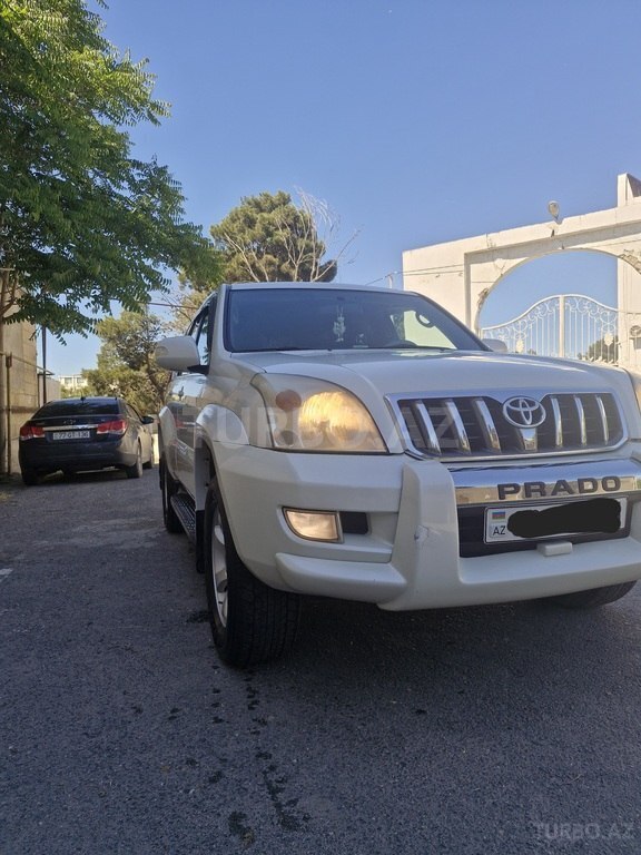 Toyota Land Cruiser Prado
