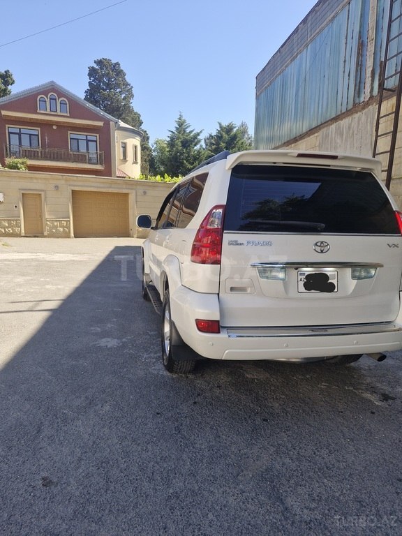 Toyota Land Cruiser Prado