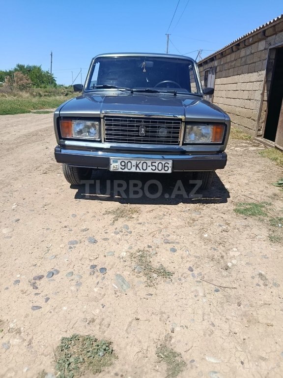 LADA (VAZ) 2107