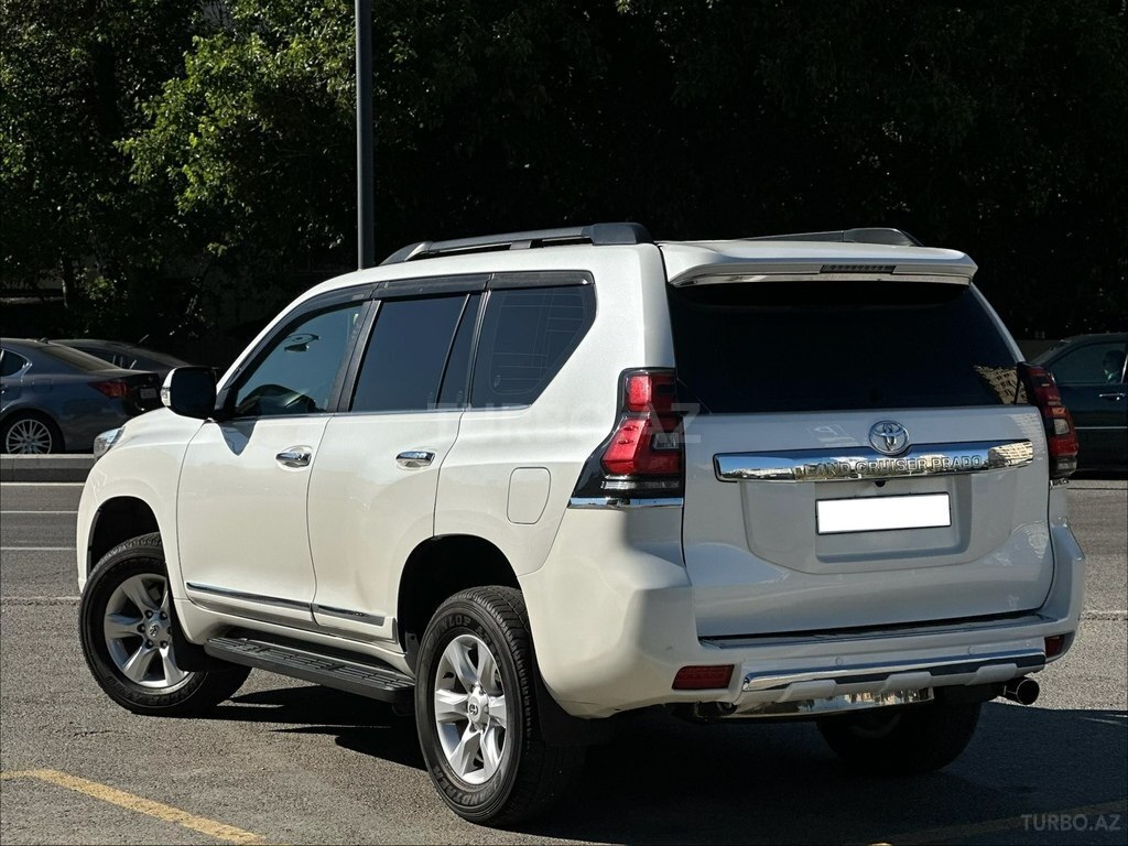 Toyota Land Cruiser Prado