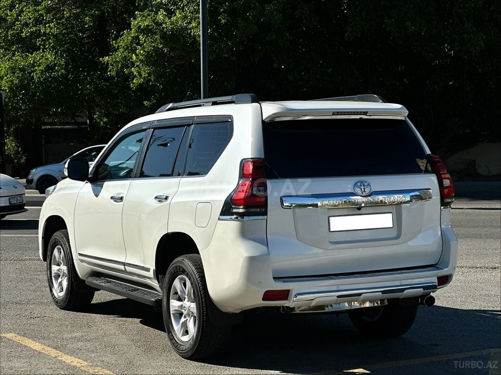 Toyota Land Cruiser Prado