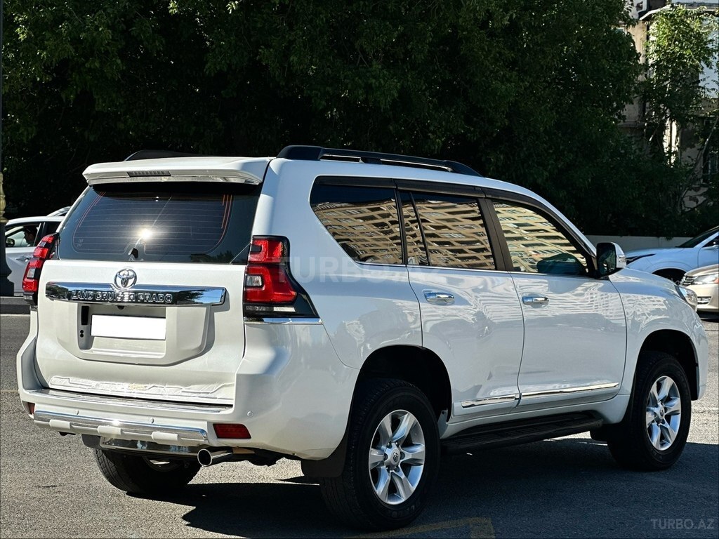 Toyota Land Cruiser Prado