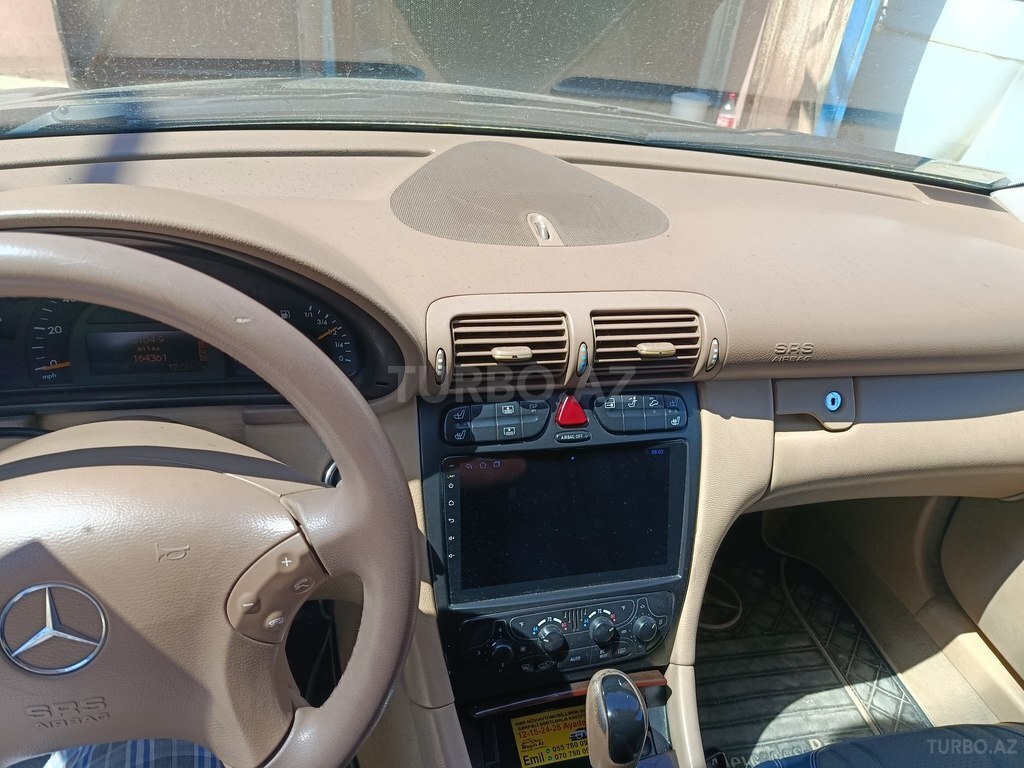 Mercedes C 180