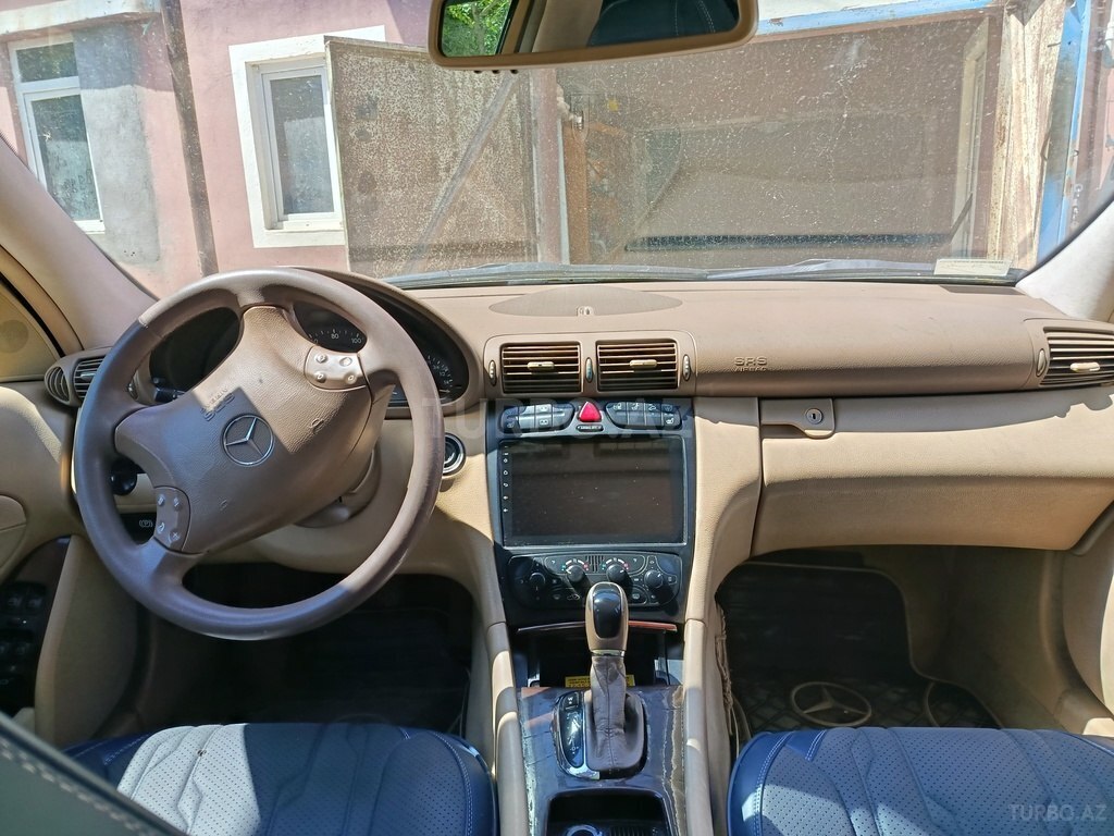 Mercedes C 180