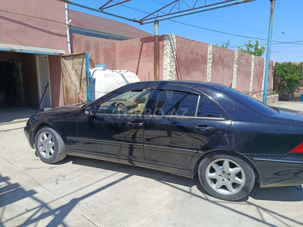 Mercedes C 180