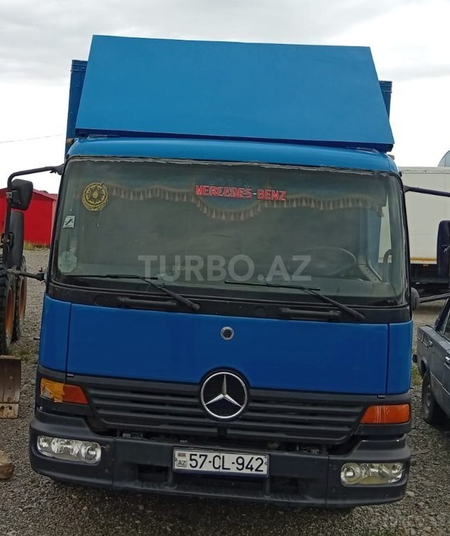 Mercedes Atego 815