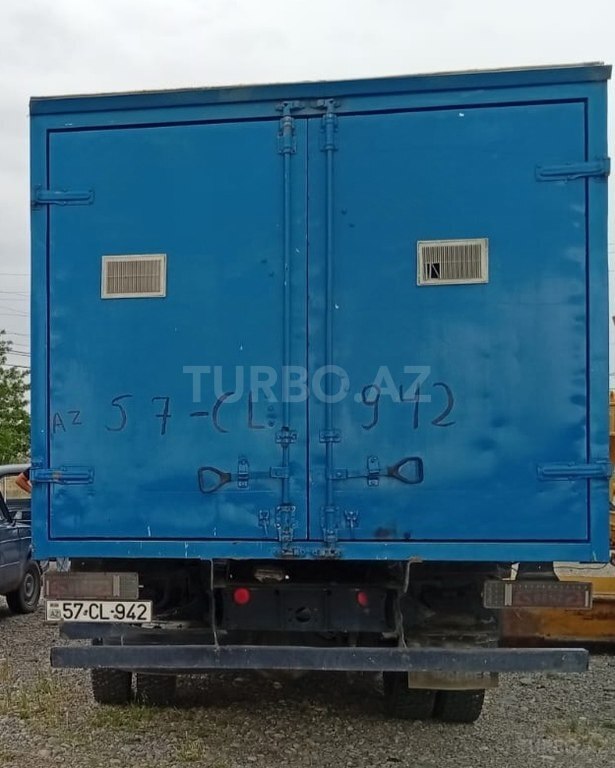 Mercedes Atego 815