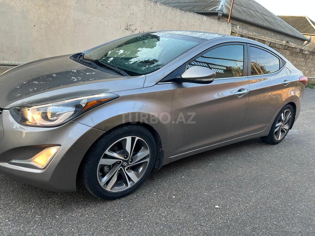 Hyundai Elantra