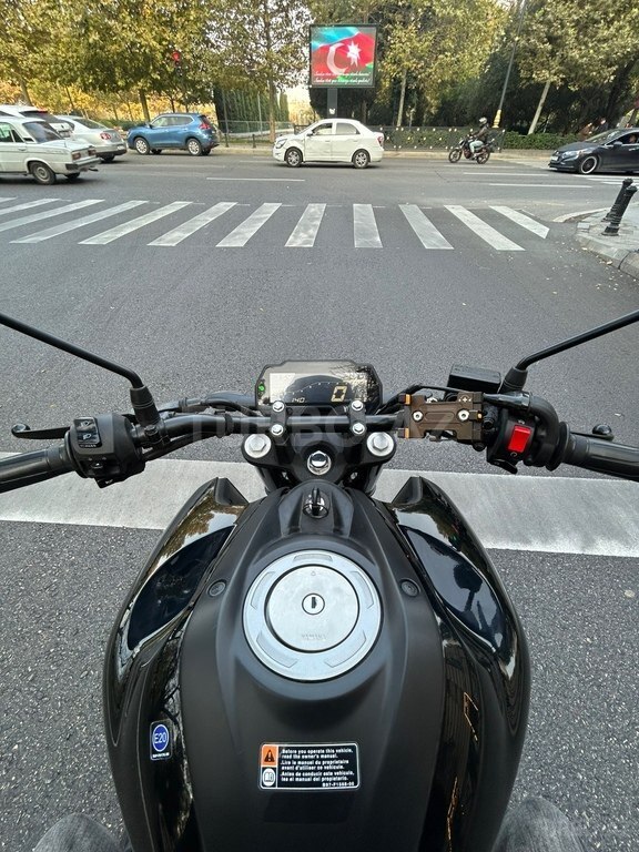 Yamaha FZ-S FI Deluxe