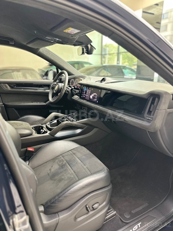 Porsche Cayenne Turbo GT Coupe