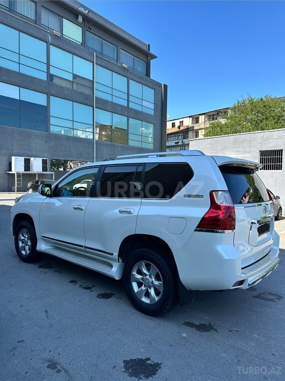 Toyota Land Cruiser Prado