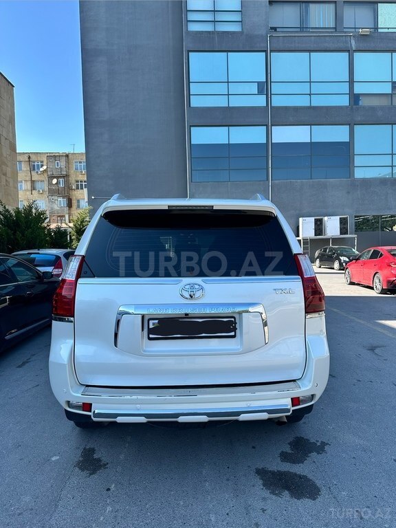 Toyota Land Cruiser Prado