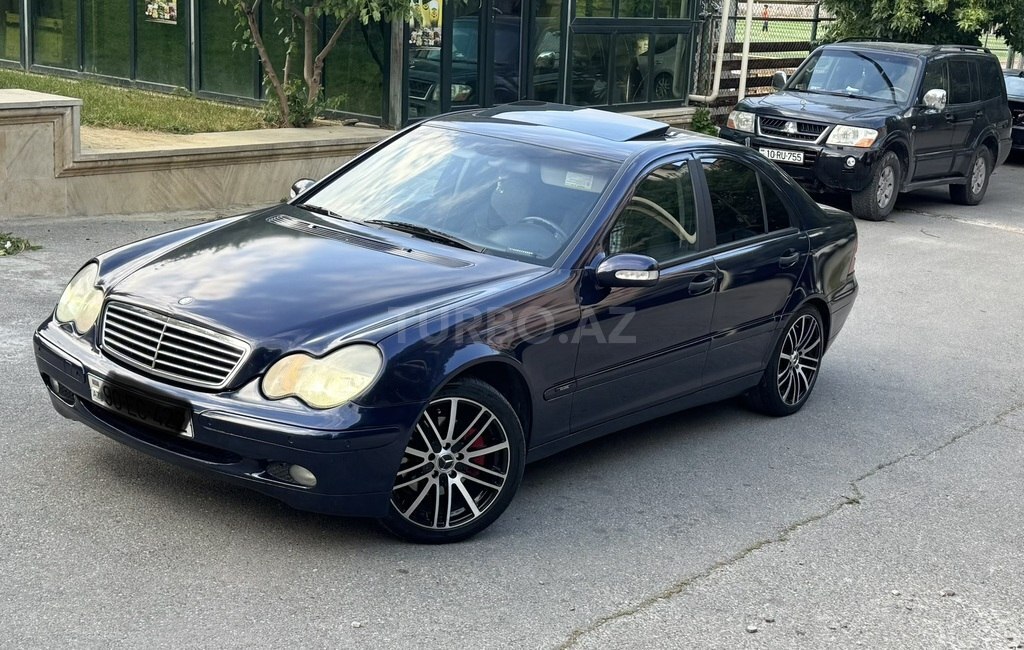 Mercedes C 240