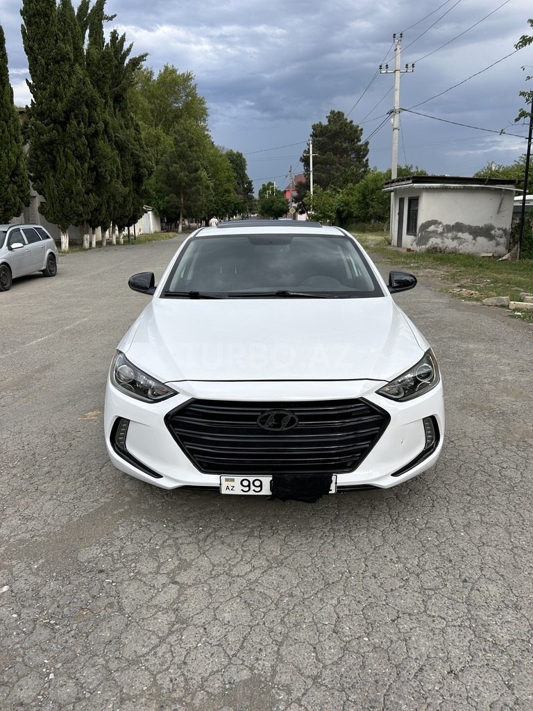 Hyundai Elantra
