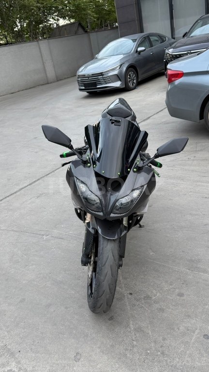 Kawasaki ZX-6R