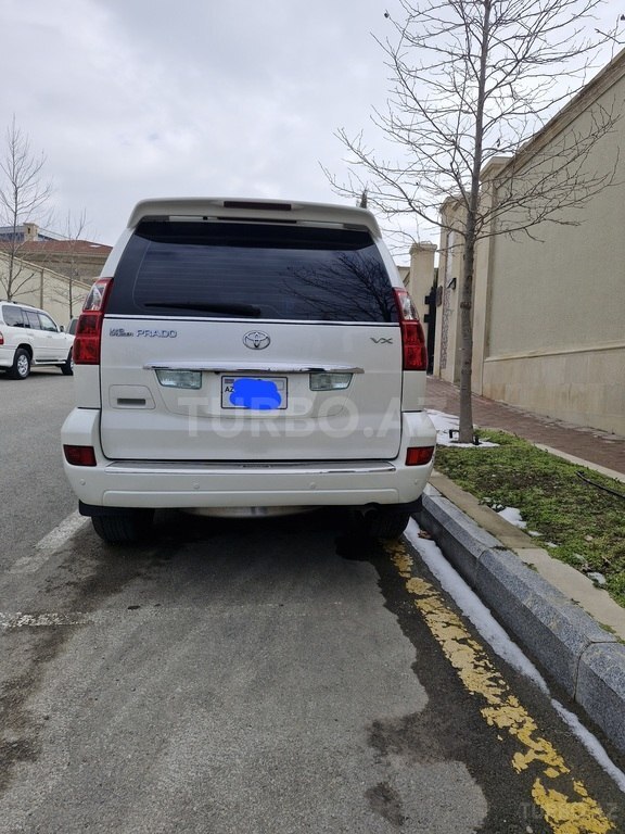Toyota Land Cruiser Prado