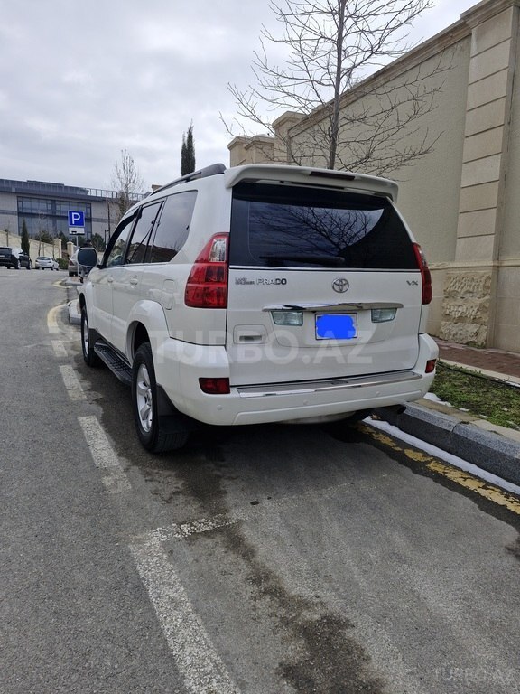 Toyota Land Cruiser Prado