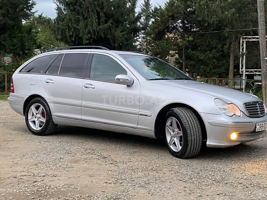 Mercedes C 200