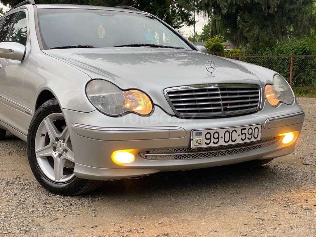 Mercedes C 200
