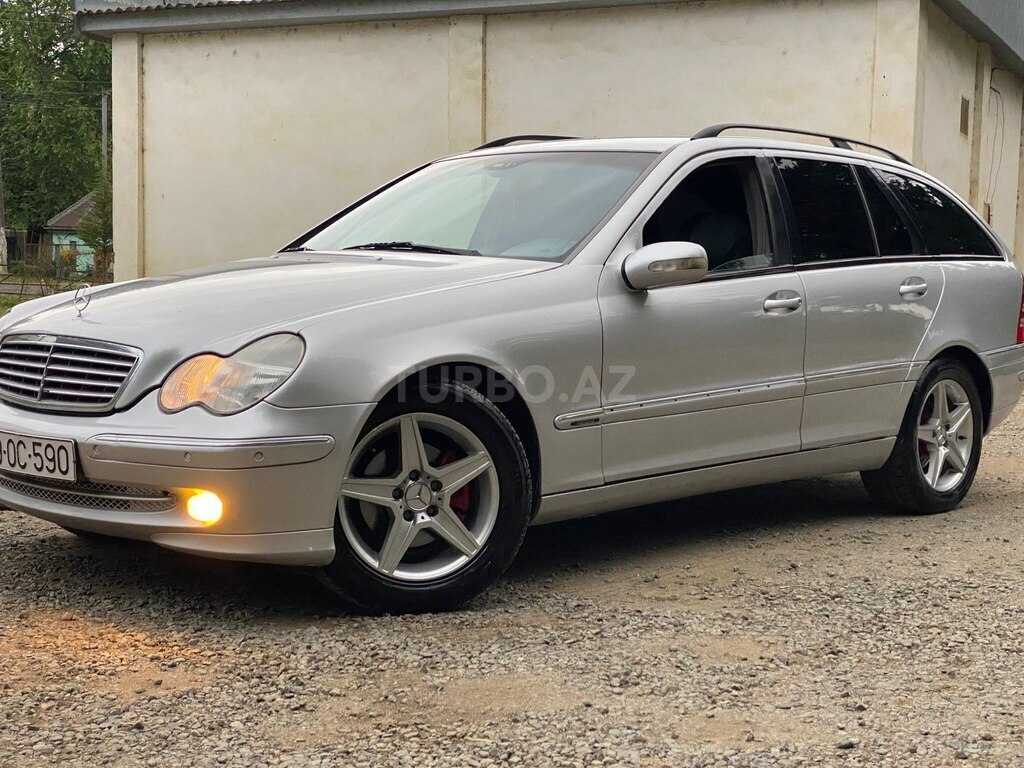 Mercedes C 200