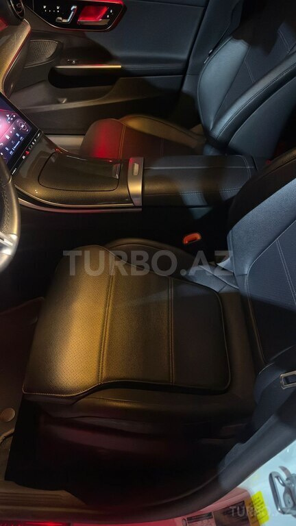 Mercedes C 300