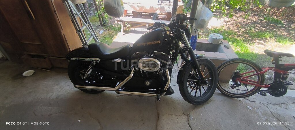 Harley-Davidson XL883N Sportster Iron 883