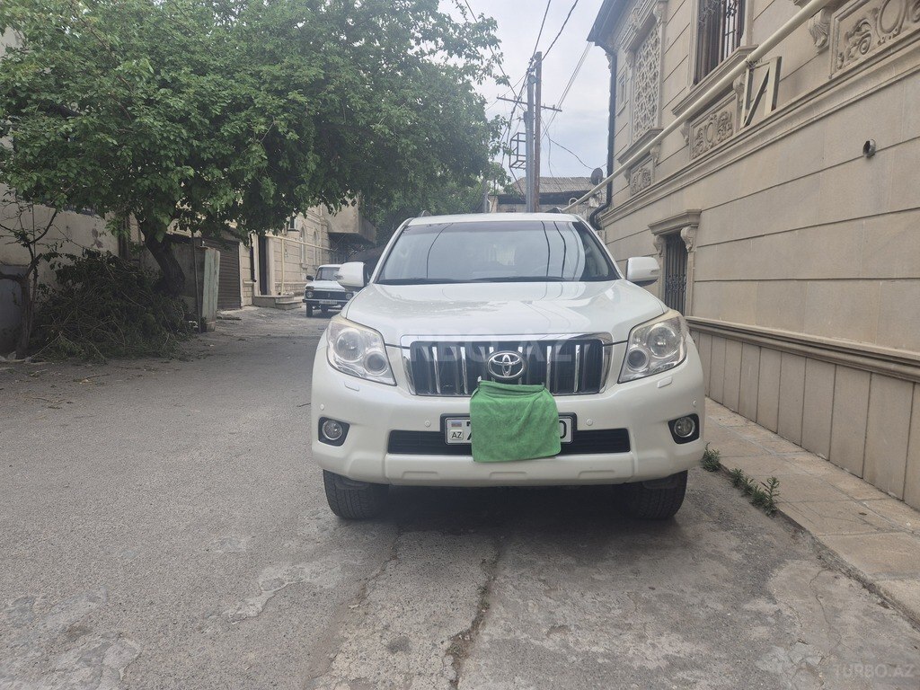 Toyota Land Cruiser Prado