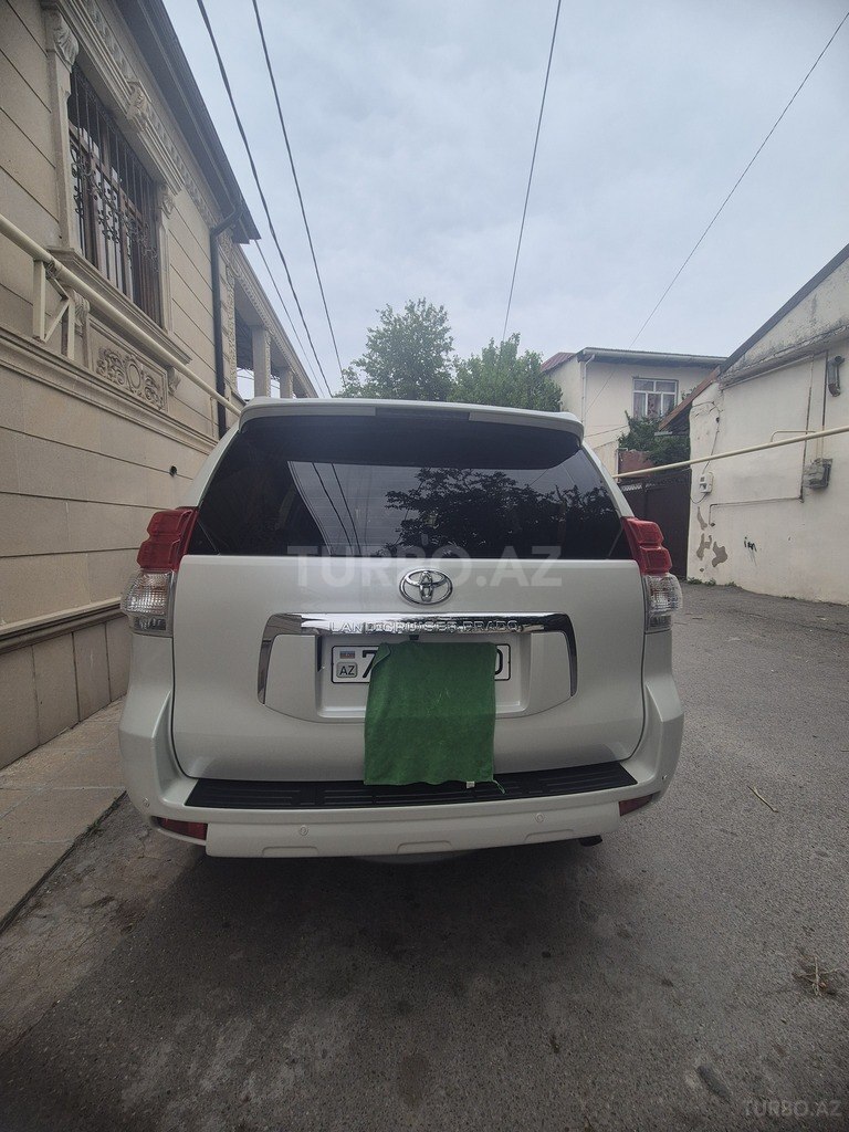 Toyota Land Cruiser Prado