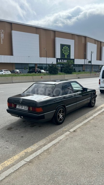 Mercedes 190