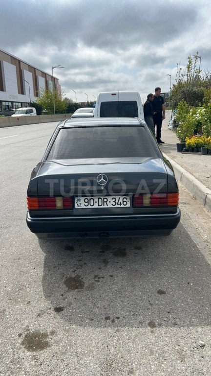 Mercedes 190
